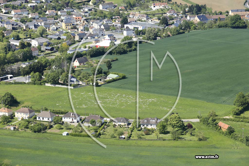 Photo arienne de Saint-Aubin-de-Locquenay (La Grenouillette)