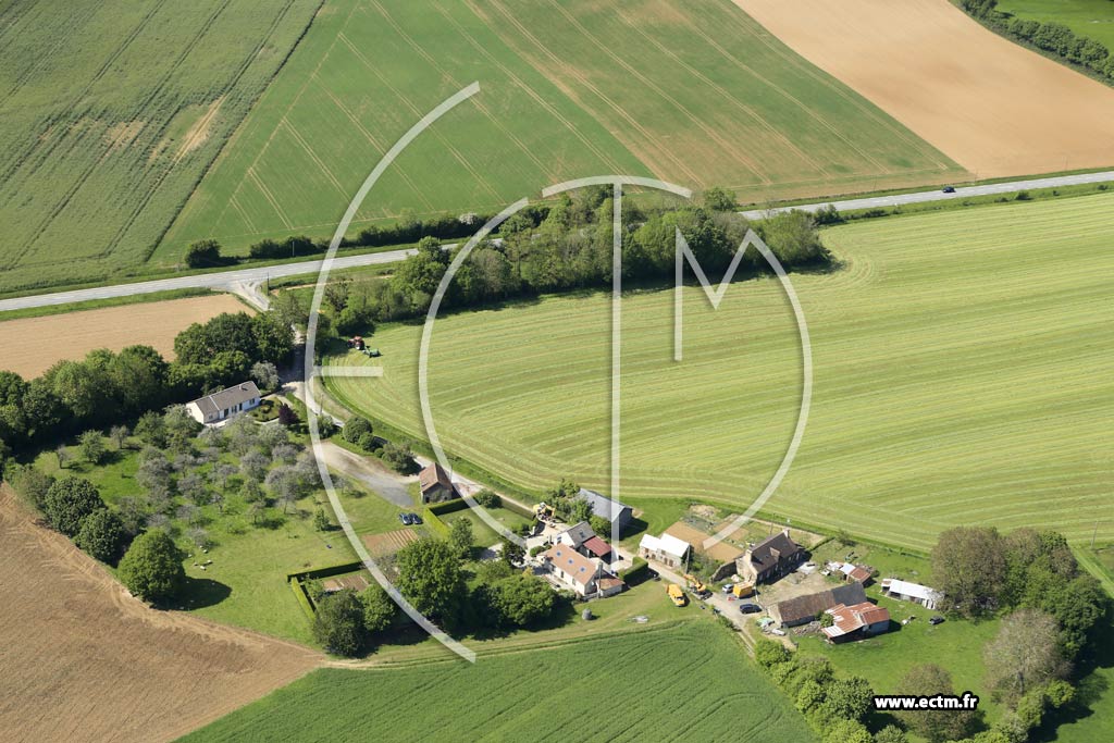 Photo arienne de Saint-Aubin-de-Locquenay (Le Haut Bois)