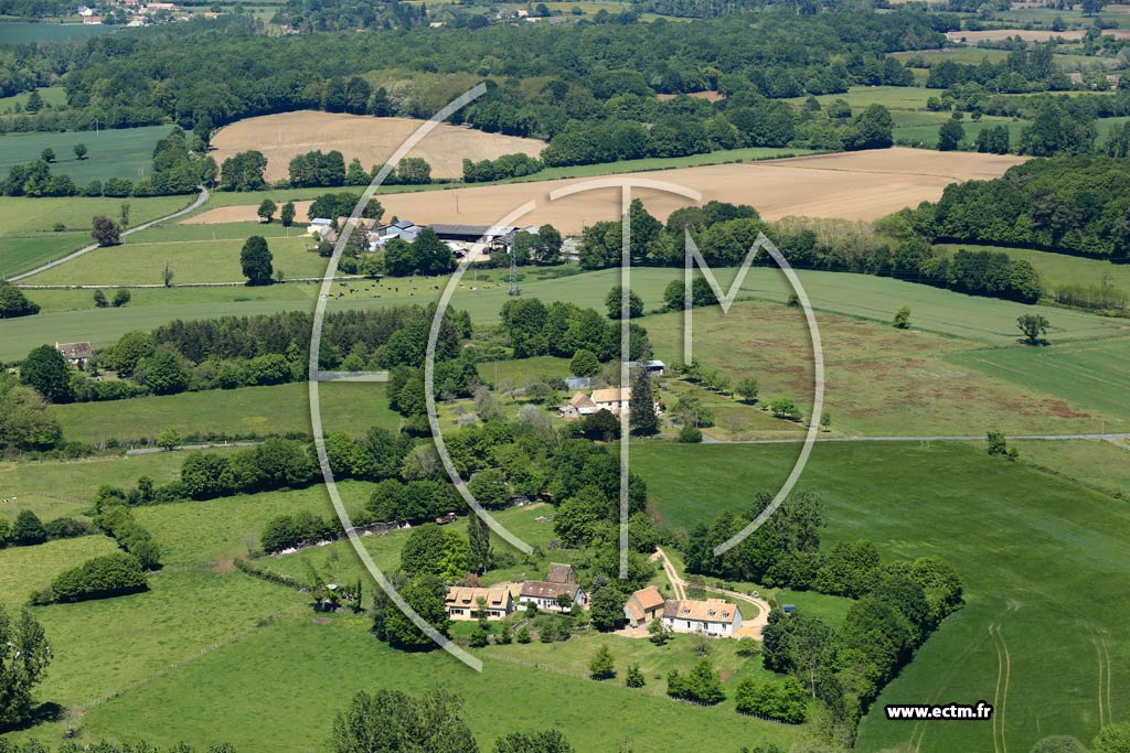 Photo arienne de Bonntable (La Grande Toutefougre)