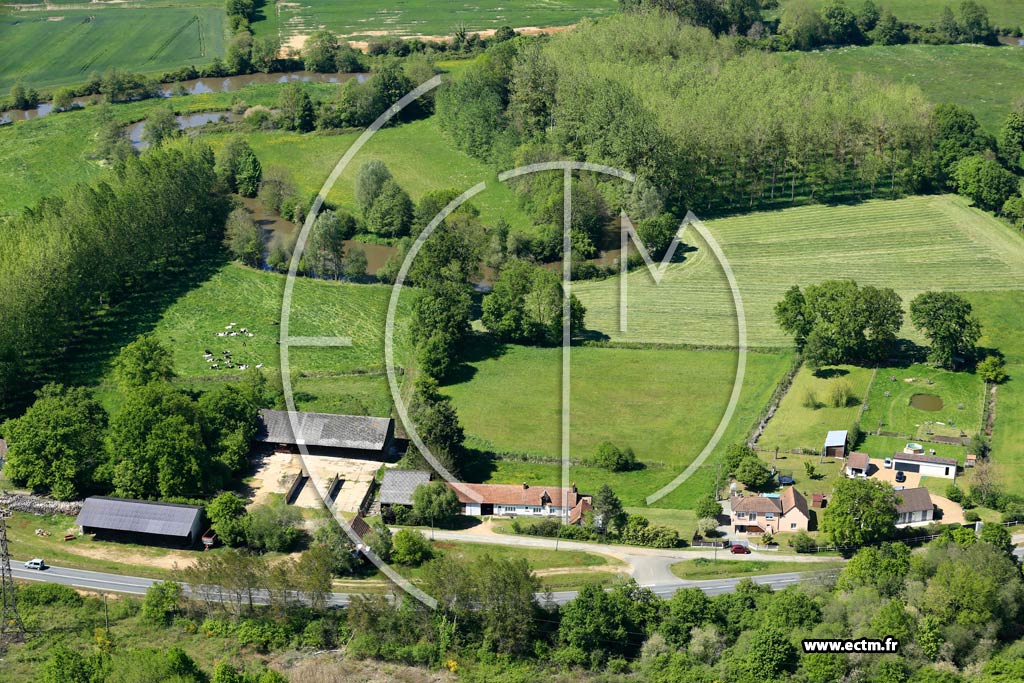 Photo arienne de Saint-Mars-la-Brire (Le Pavillon)