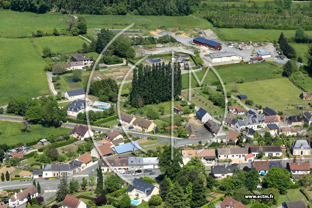 Photo arienne de Parign-l'vque (La Petite Ville)