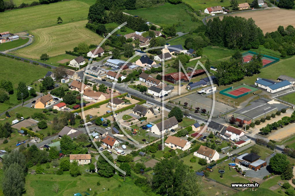 Photo arienne de Mayet (Le Moulin de la Pelouse)