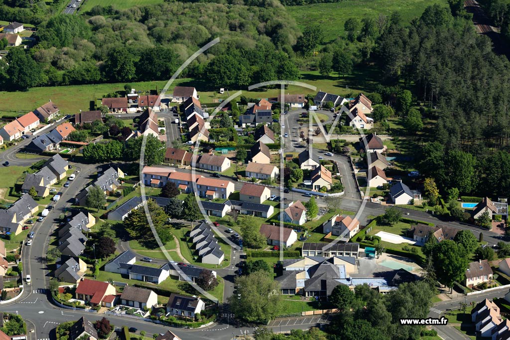 Photo arienne de Monc-en-Belin (Le Carrefour)