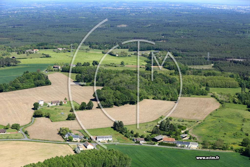 Photo arienne de Yvr-le-Plin (La Montagne)