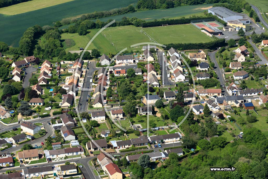 Photo arienne de tival-ls-le-Mans (La Ferrire)