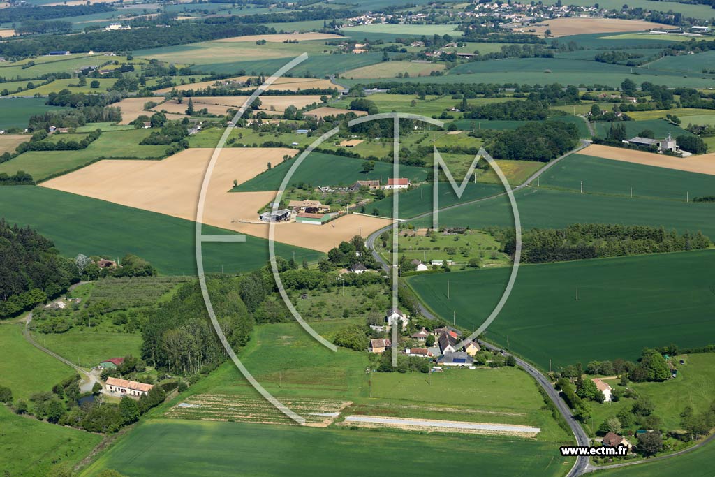 Photo arienne de Louplande (Le Pin)