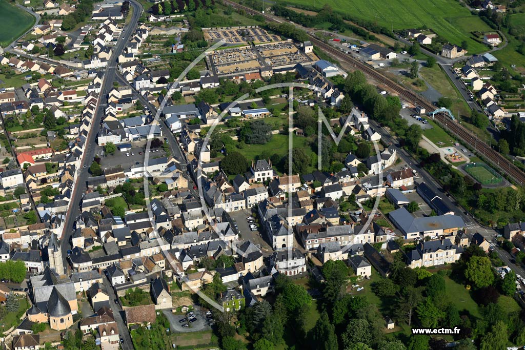 Photo arienne de Noyen-sur-Sarthe