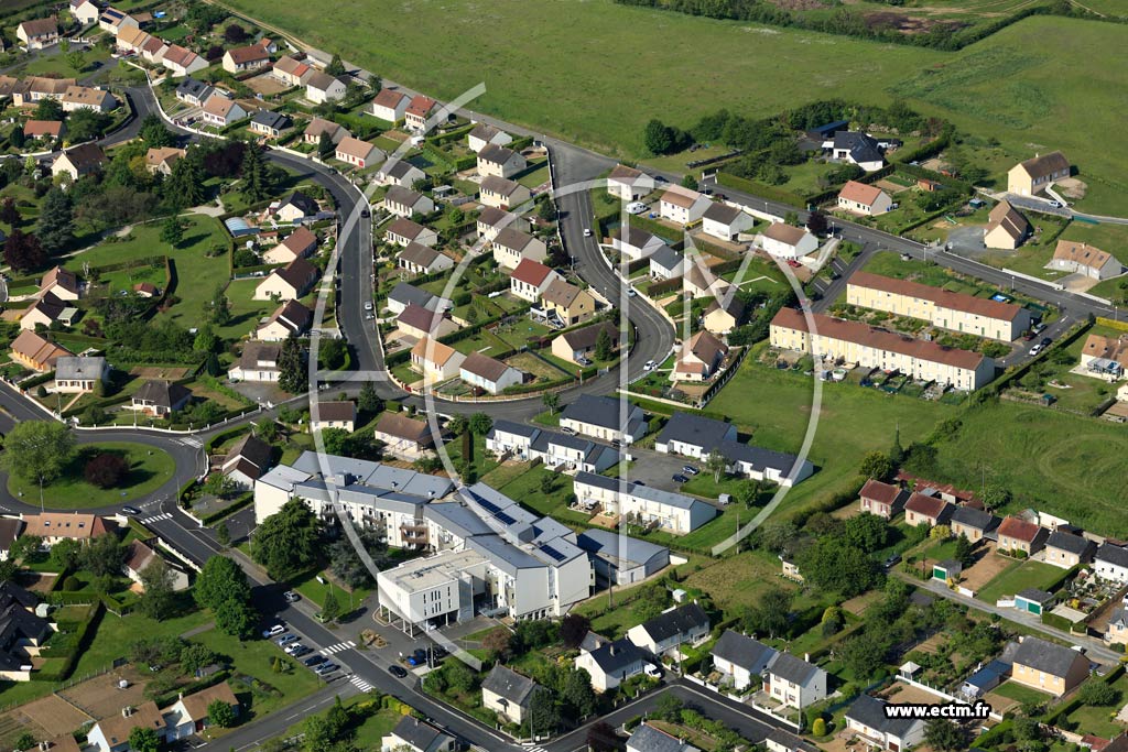 Photo arienne de Noyen-sur-Sarthe (La Sablonnire)