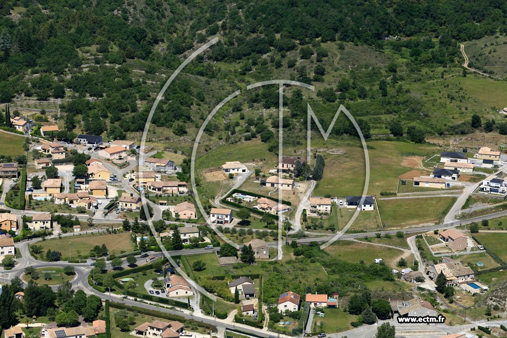 Photo arienne de Lachapelle-Sous-Aubenas (Le Sauzet)