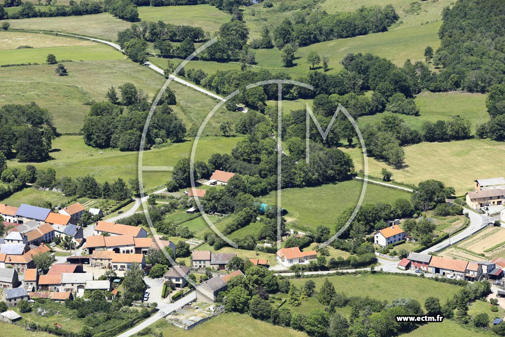 Photo arienne de Charbonnires-les-Vieilles (La Brousse)