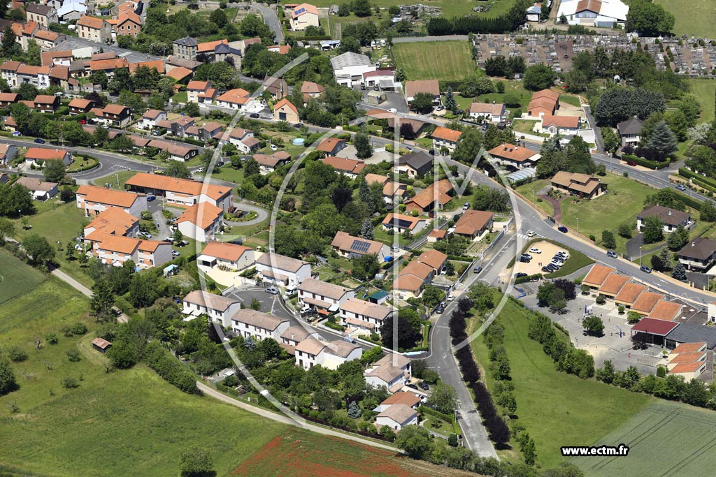 Photo arienne de Combronde (Champs Bourret)