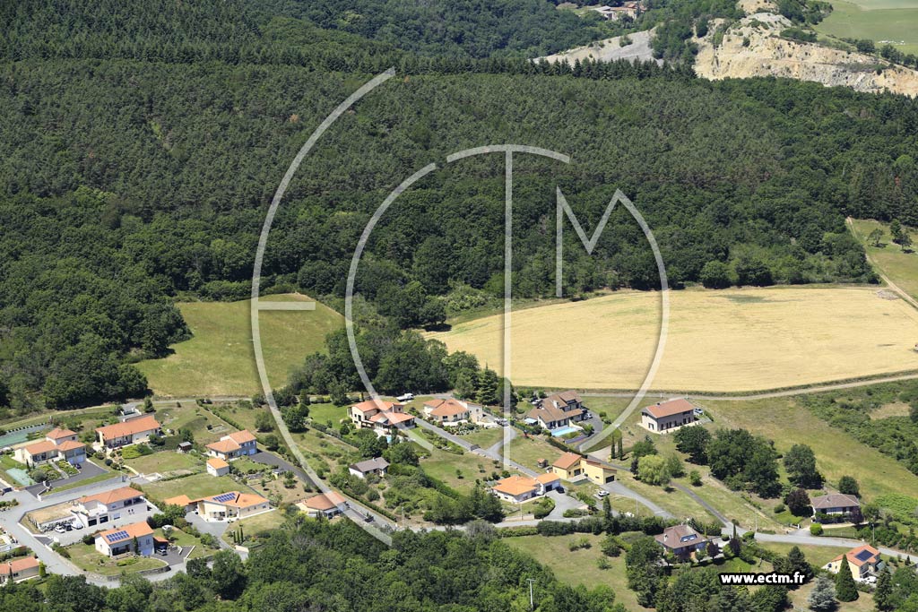 Photo arienne de Combronde (Le Creux de la Matre)