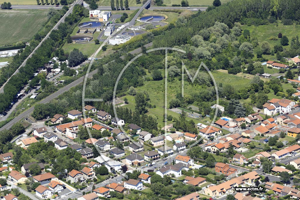 Photo arienne de Riom (Le Moulin d'Eau)