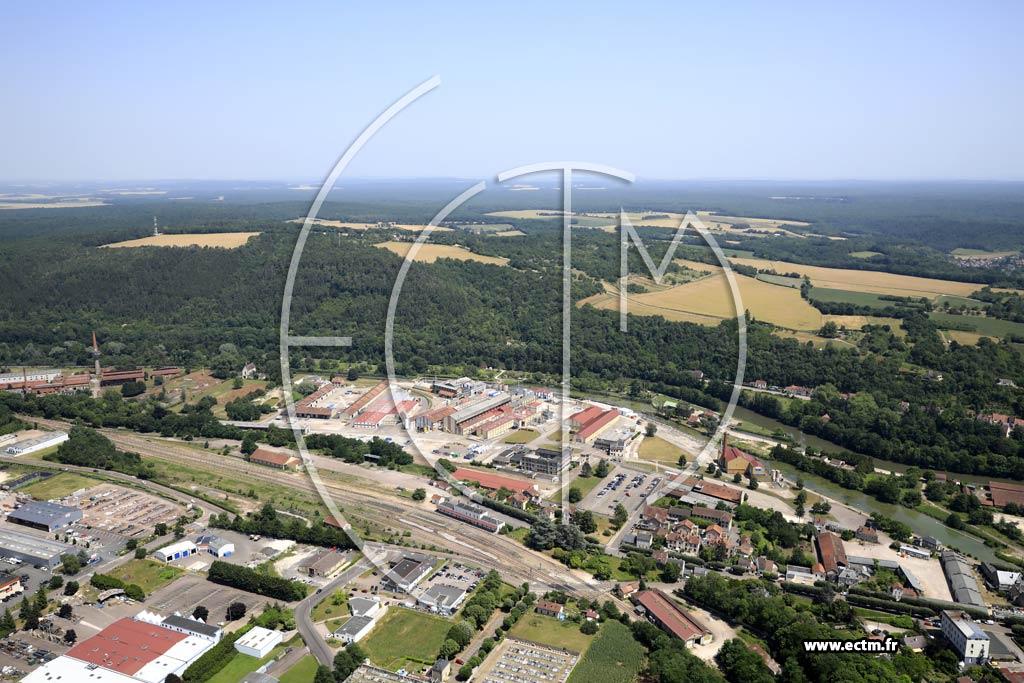 Photo arienne de Clamecy (Saint-Roch)