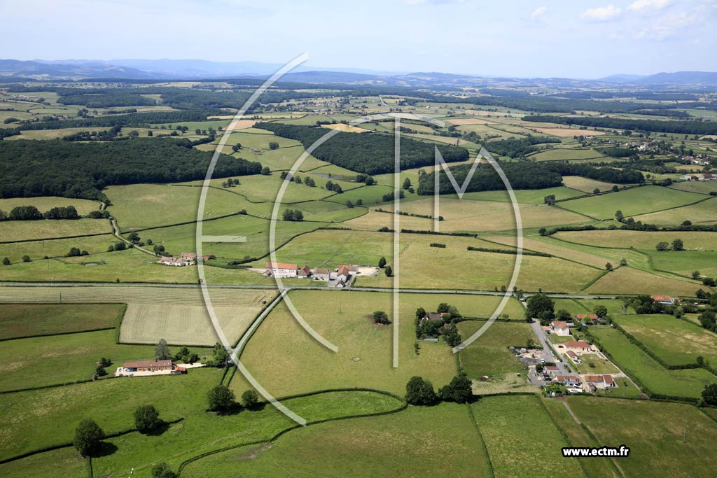 Photo arienne de Perrecy-les-Forges (Champ de la Pierre)