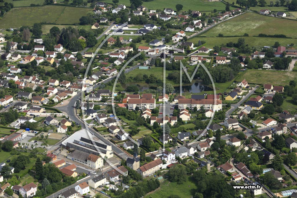 Photo arienne de Saint-Vallier (Champ de l'tang)