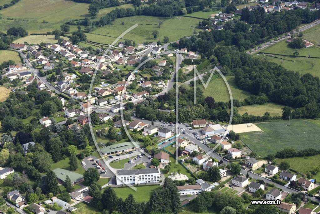 Photo arienne de Saint-Vallier (Champ de l'tang)